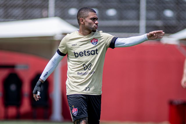 Vitória realiza treino tático de olho no duelo contra o Criciúma