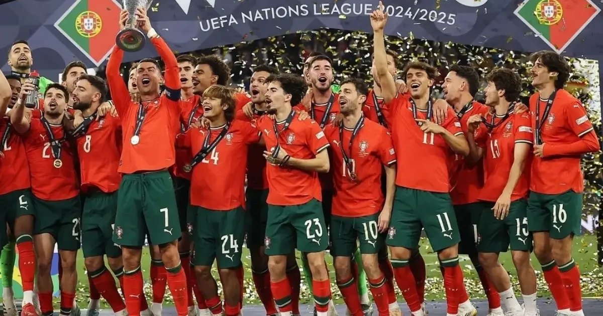 CR7 marca, sai machucado, e Portugal é campeão contra Espanha nos pênaltis