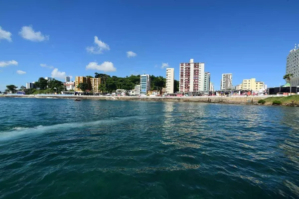Conheça os melhores lugares para fazer mergulho nas praias de Salvador