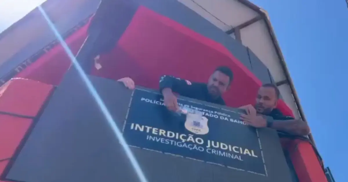 Camarote do Carnaval de Salvador é interditado em operação que mira rifeiros