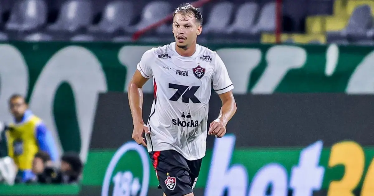 Vitória sofreu nove gols nos últimos dois jogos fora de casa pela Série A; base se repete