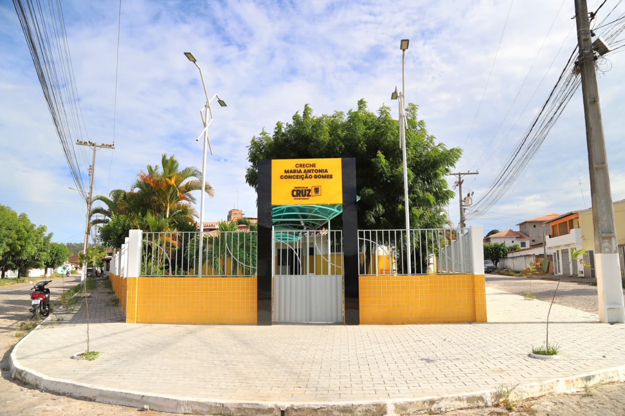Prefeitura de Cruz entrega Creche da Tabela totalmente reconstruída