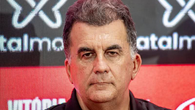 Fábio Mota projeta rombo milionário em eventual rebaixamento do Vitória para Série B: “Clube fecha”