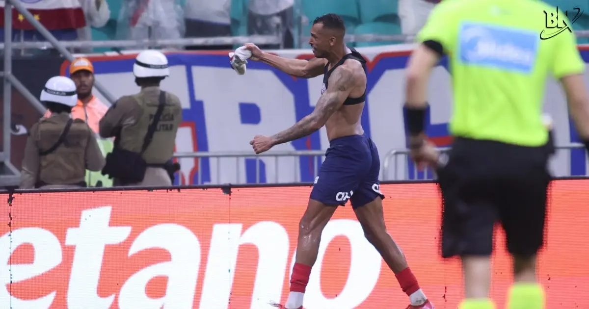 À la Raudinei, Bahia marca nos acréscimos, vira sobre o Botafogo e encerra jejum de triunfos