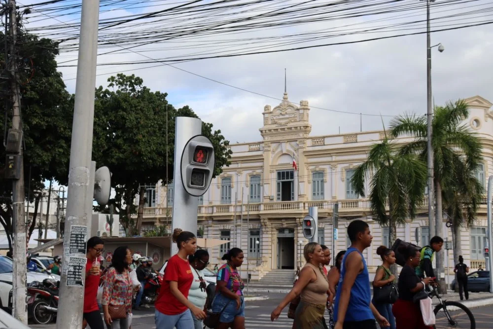 Prefeitura de Feira de Santana convoca aprovados para função de cuidador; confira a lista