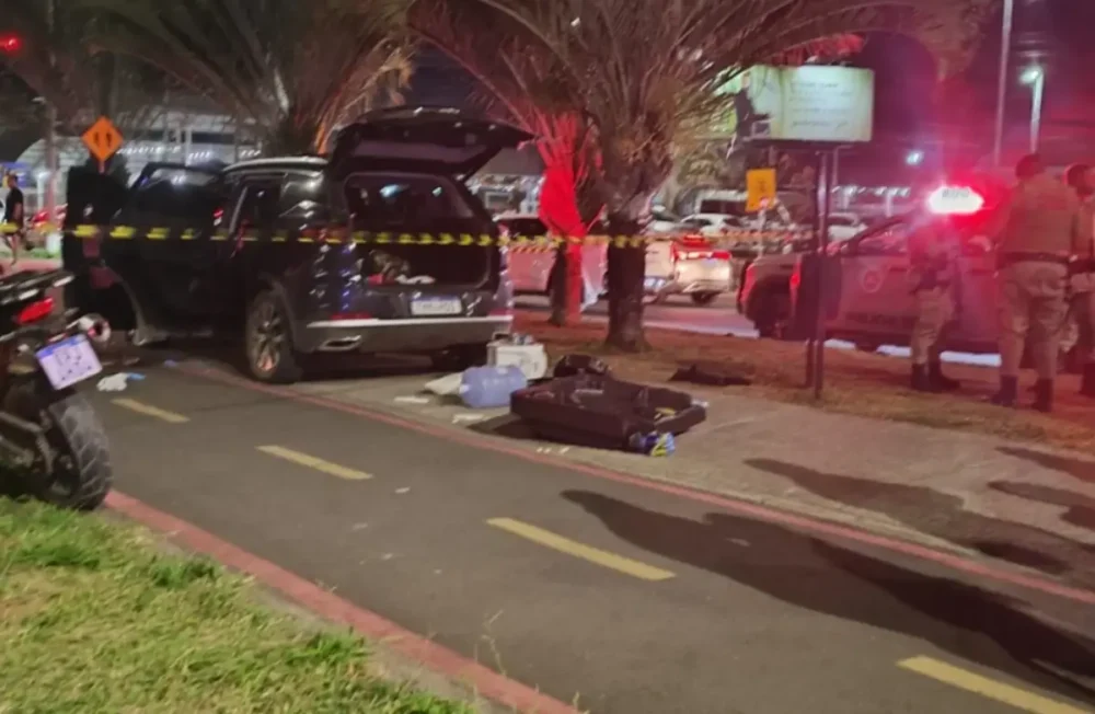 Dois homens morrem após confronto com policiais na Av. Noide Cerqueira em Feira de Santana