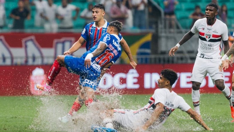 Bahia vence São Paulo na Fonte Nova em jogo movimentado de cinco gols